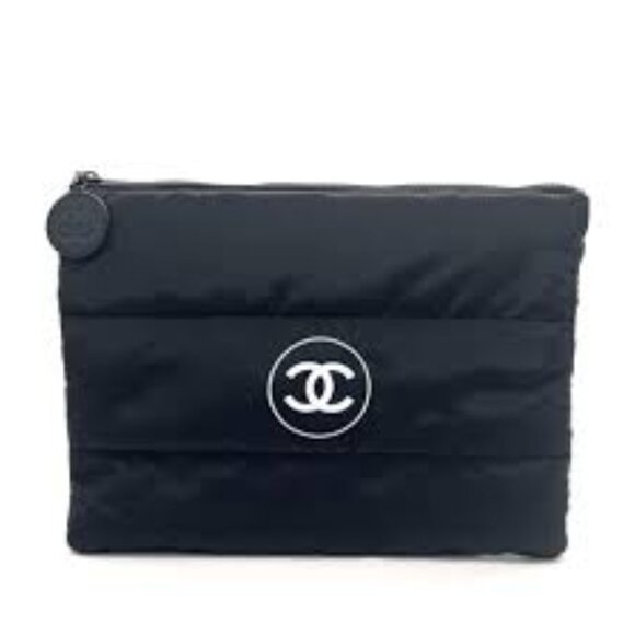 NEW - CHANEL QUILTED TABLET SLEEVE POUCH - Picture 1 of 5